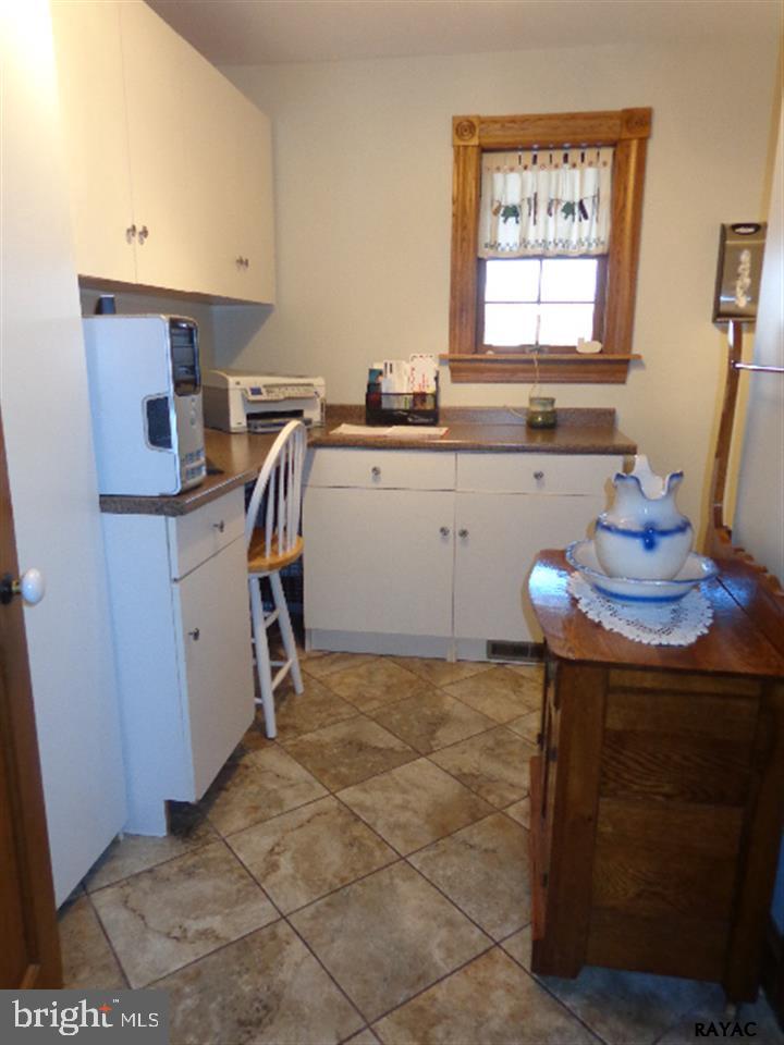 108 West McKinley Road Delta, PA 17314 - Photo 11 of 36 Gallery Image 11
