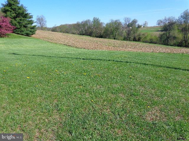 108 West McKinley Road Delta, PA 17314 - Photo 32 of 36 Gallery Image 32