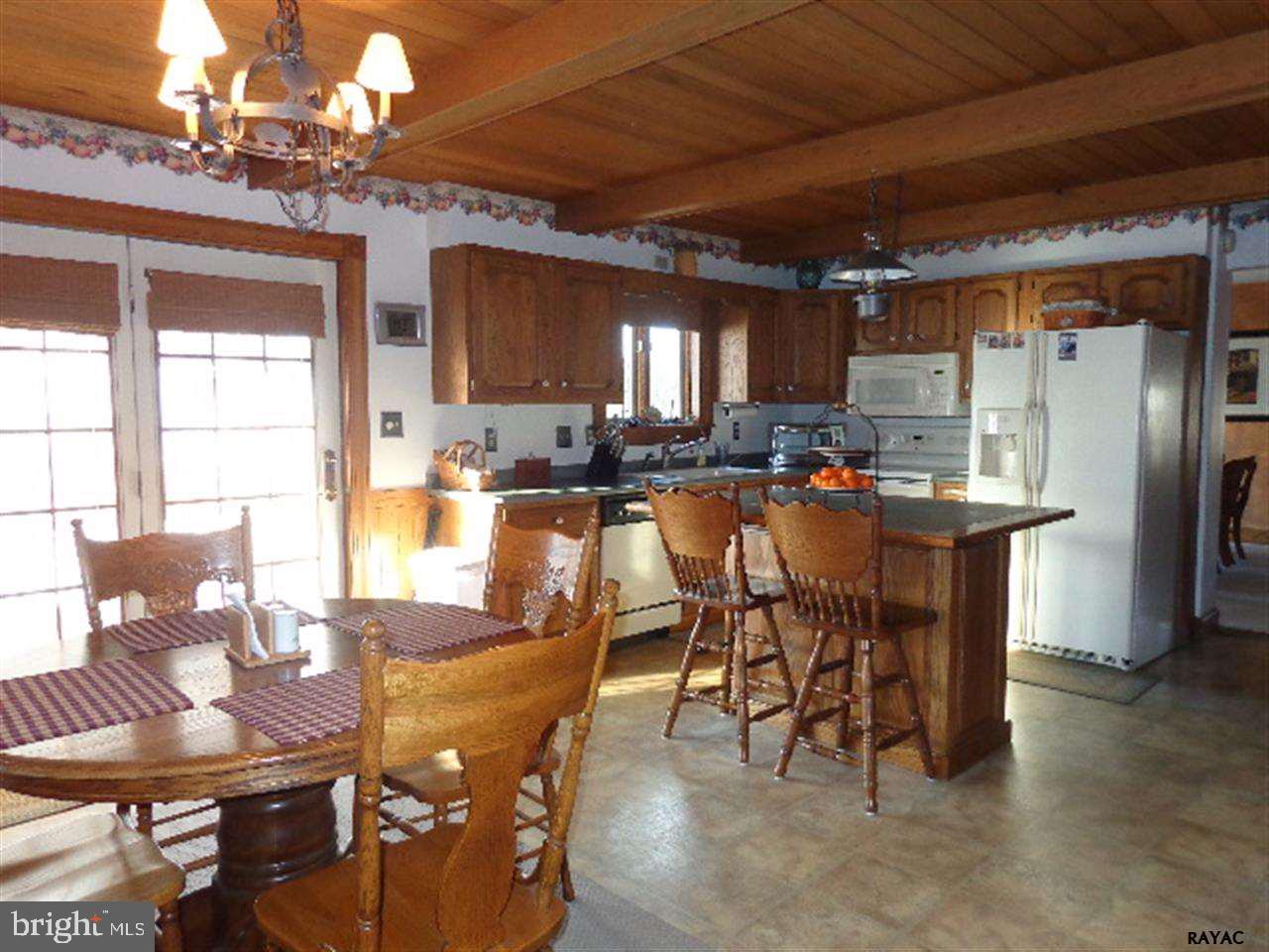 108 West McKinley Road Delta, PA 17314 - Photo 6 of 36 Gallery Image 6
