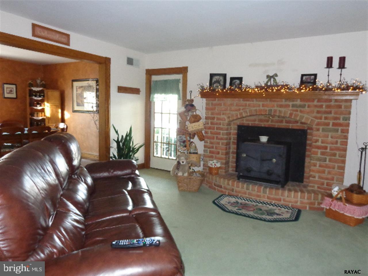 108 West McKinley Road Delta, PA 17314 - Photo 9 of 36 Gallery Image 9