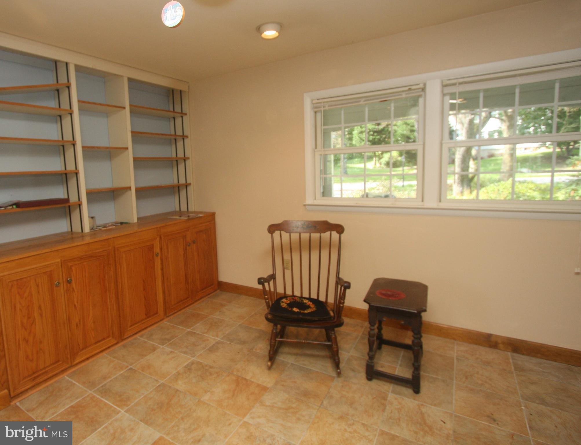 5001 West Running Brook Road Columbia, MD 21044 - Photo 3 of 26 Custom Built-in Bookcase