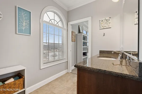 $825,000 | 2834 Lake Pointe Drive, Kingston, TN 37763