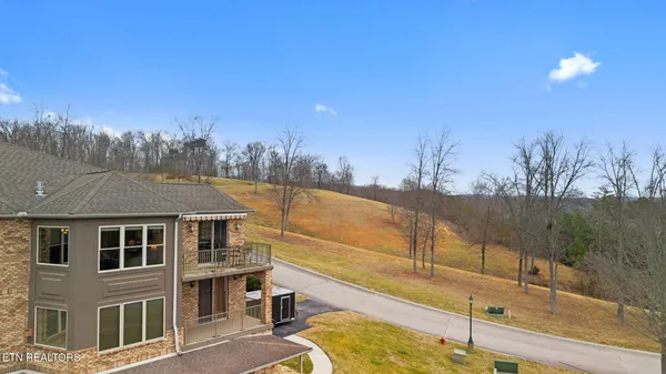 $825,000 | 2834 Lake Pointe Drive, Kingston, TN 37763