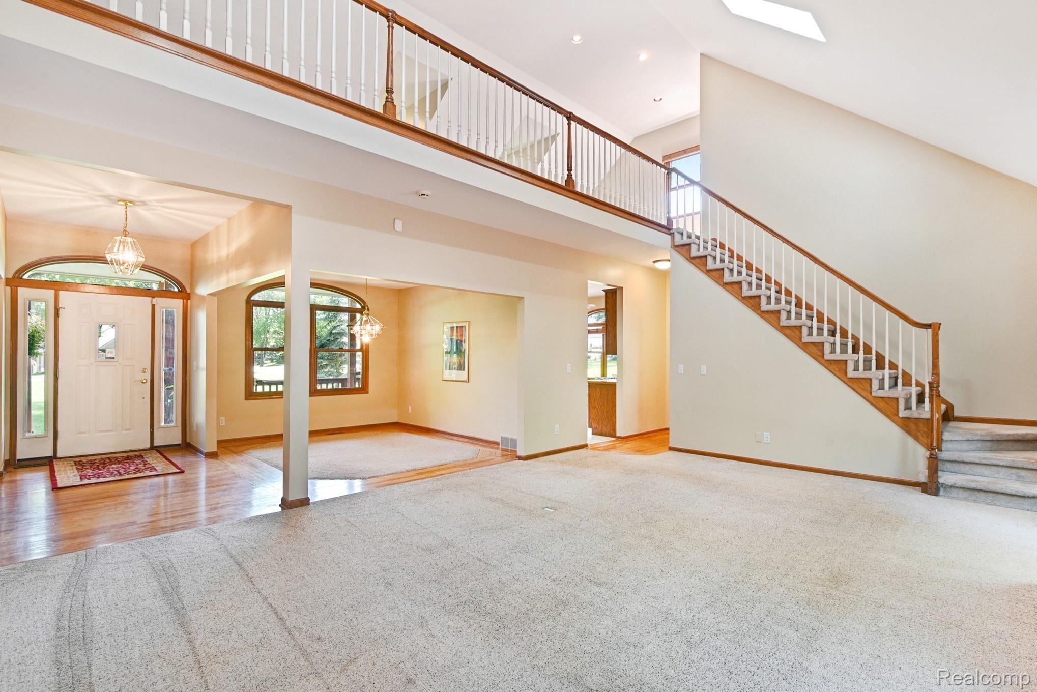 10880 Ridge View Trail Fenton, MI 48430 - Photo 8 of 36 CNG_1202_3_4.jpg