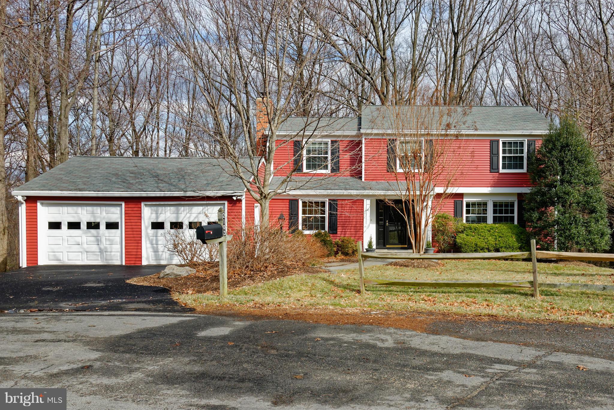 2103 Thomas View Road Reston, VA 20191 - Photo 2 of 26 Exterior (Front)