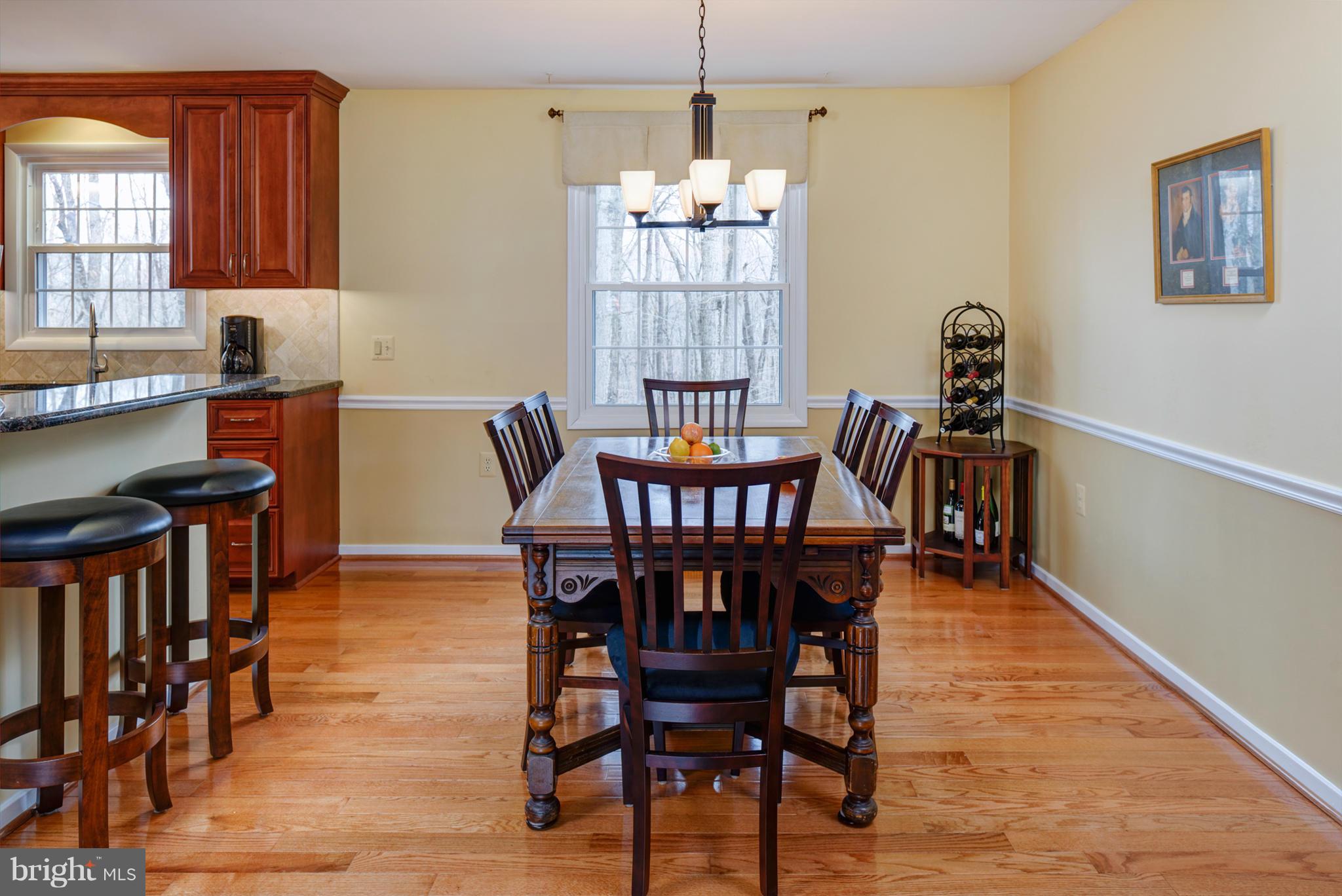 2103 Thomas View Road Reston, VA 20191 - Photo 9 of 26 Dining Room