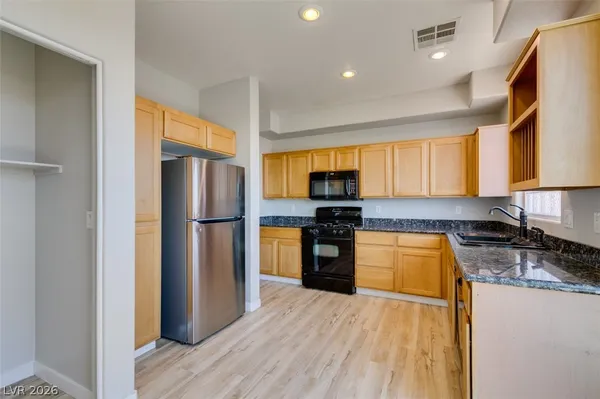 $1,900 | 8607 Rowland Bluff Avenue, Las Vegas, NV 89178