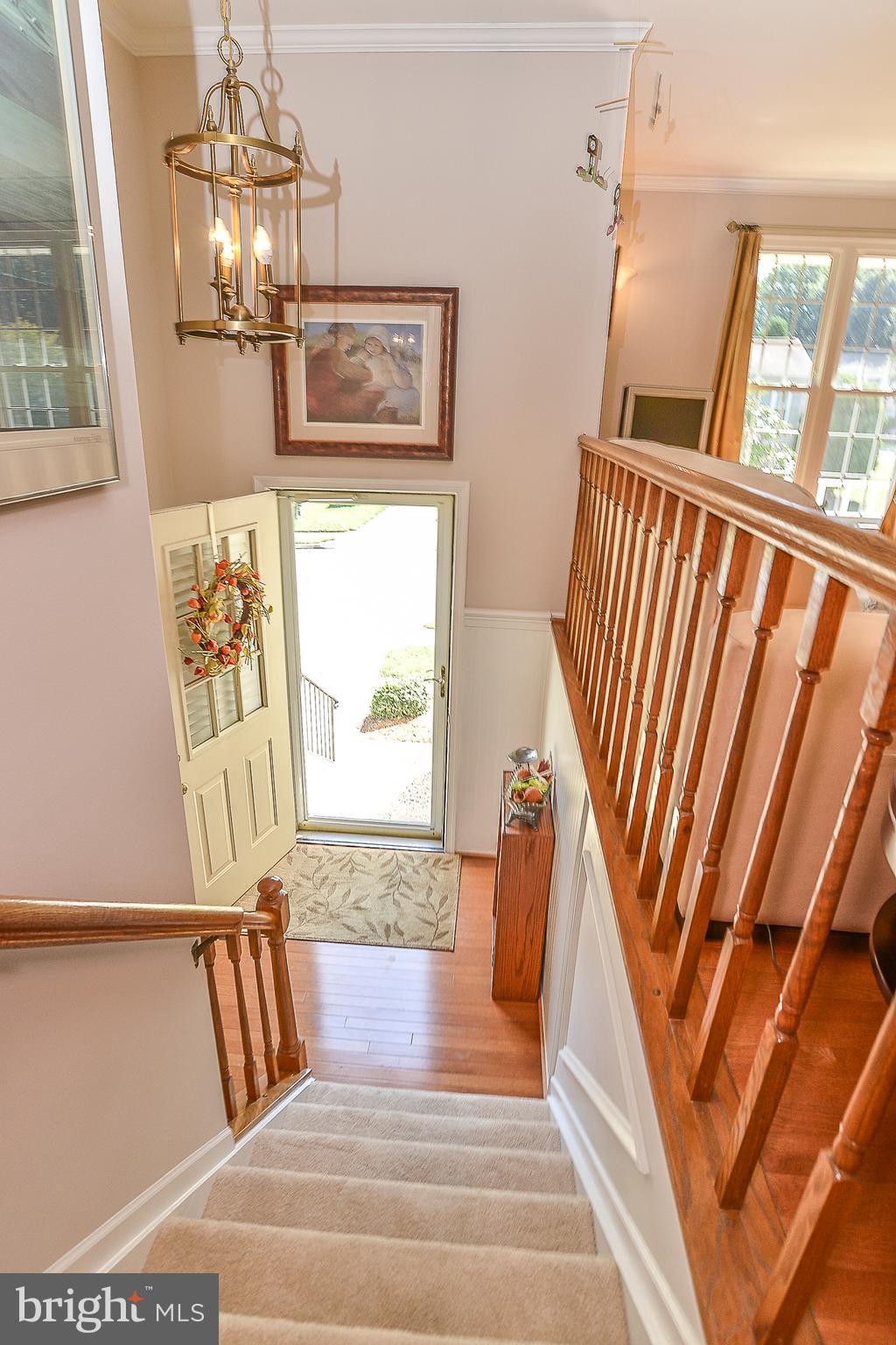 10503 Reed's Landing Circle Burke, VA 22015 - Photo 2 of 30 Interior (General)
