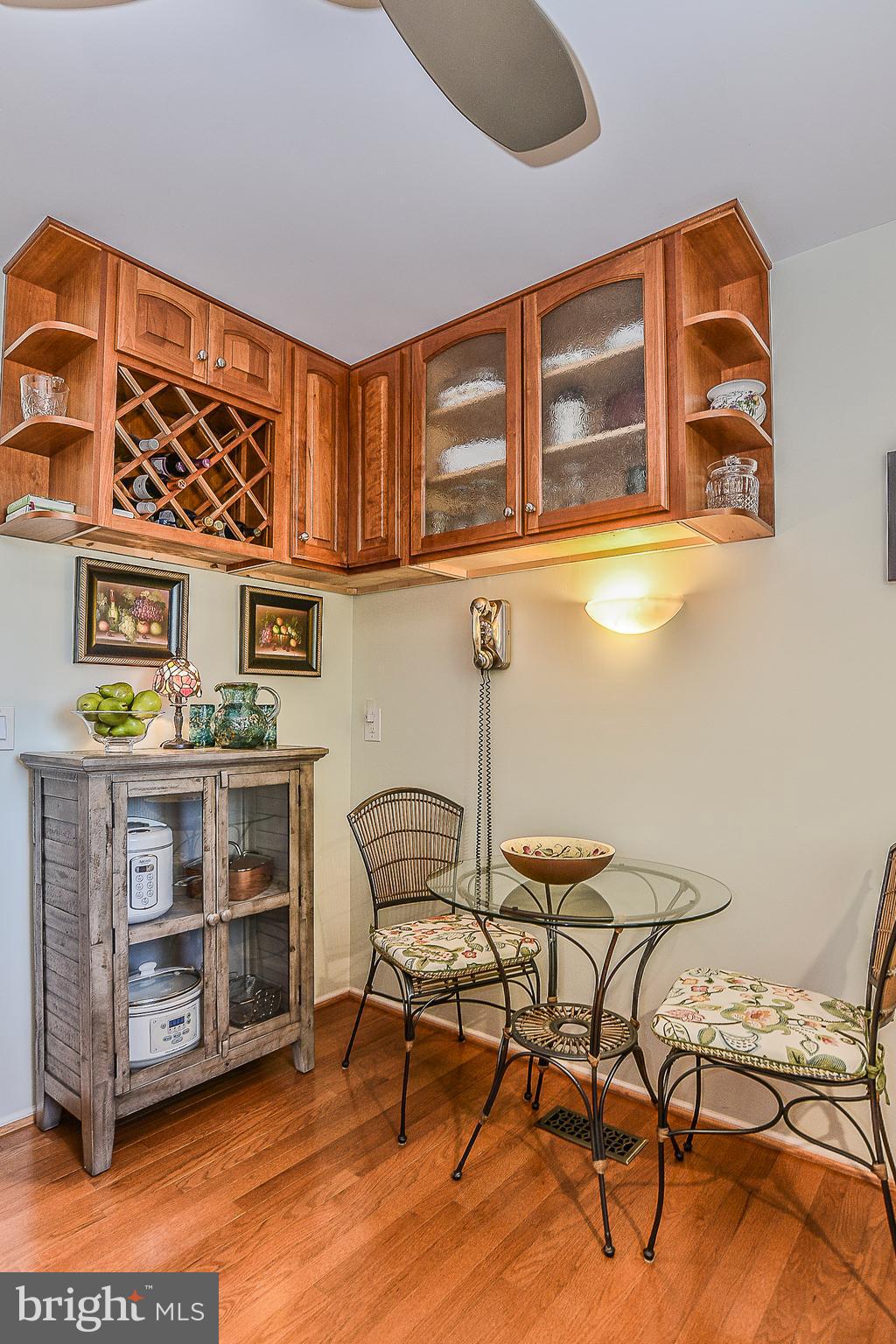 10503 Reed's Landing Circle Burke, VA 22015 - Photo 11 of 30 Kitchen