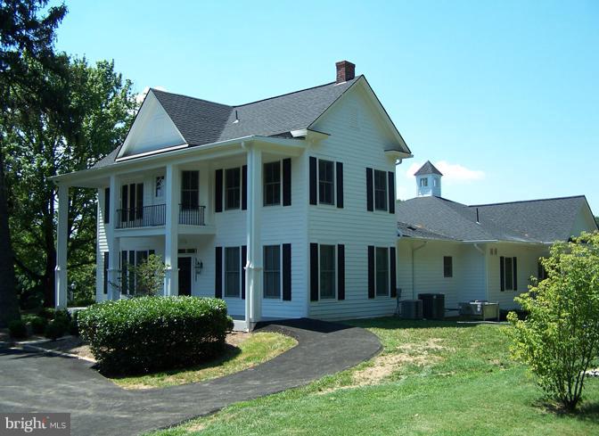 10503 Reed's Landing Circle Burke, VA 22015 - Photo 30 of 30 Community