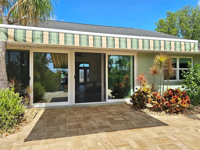 $674,500 | 5207 86th St Court West, Bradenton, FL 34210