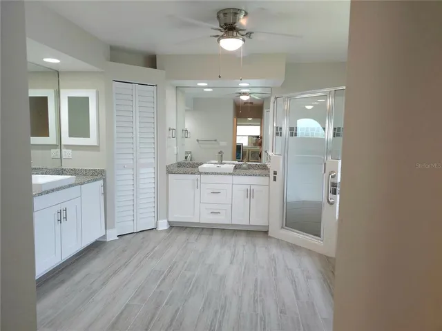 $674,500 | 5207 86th St Court West, Bradenton, FL 34210