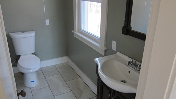 17 Pickett Place Springfield, MA 01109 - Photo 8 of 19 Gallery Image 8