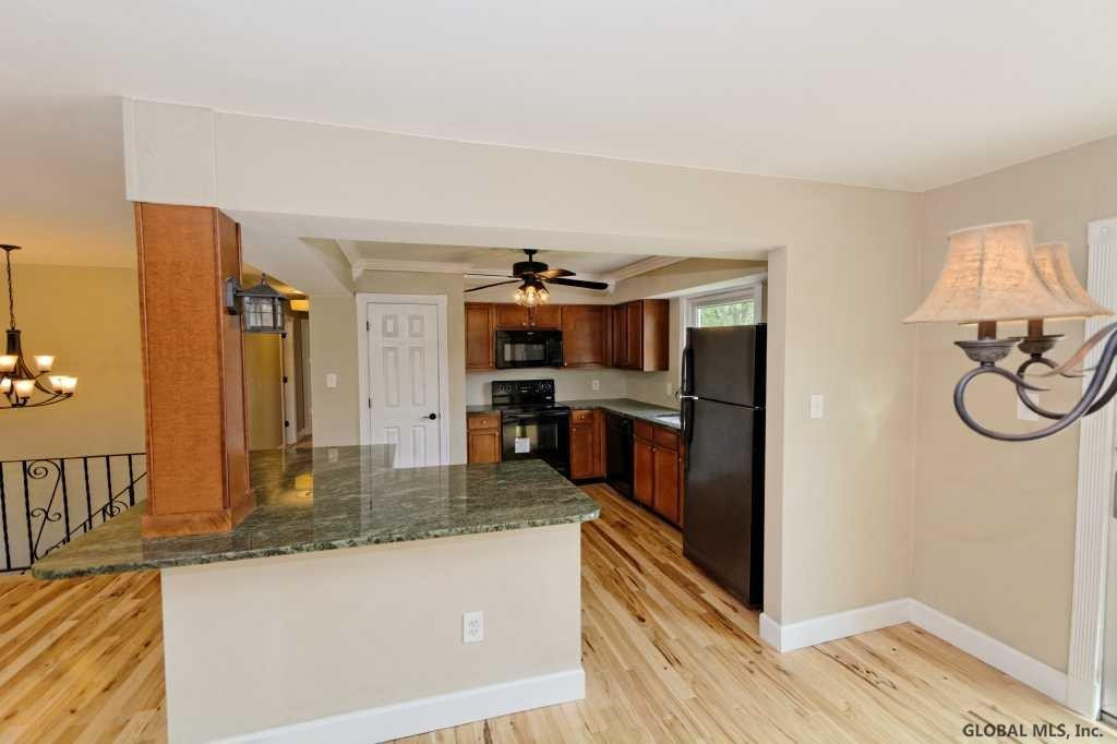 363 Currybush Road Rotterdam, NY 12306 - Photo 7 of 25 Photo 7