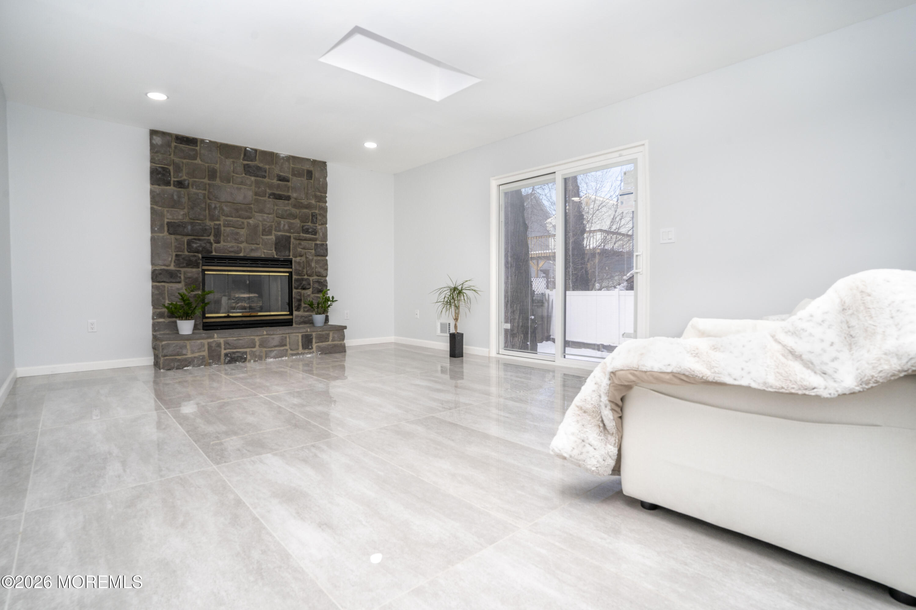 29 Maple Street Middletown, NJ 07758 - Photo 10 of 33 10) 68055-69ad81bfde8e8