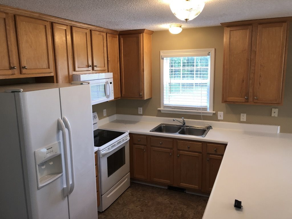 4228 Winding Stream Drive Raleigh, NC 27610 - Photo 7 of 18 Photo 7