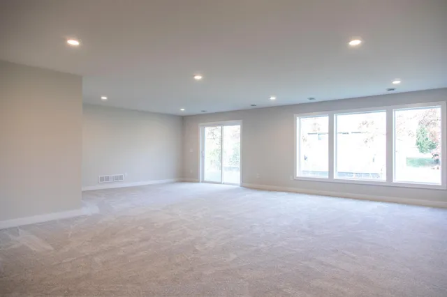 $899,000 | 5910 Freeland Court North, Hugo, MN 55038