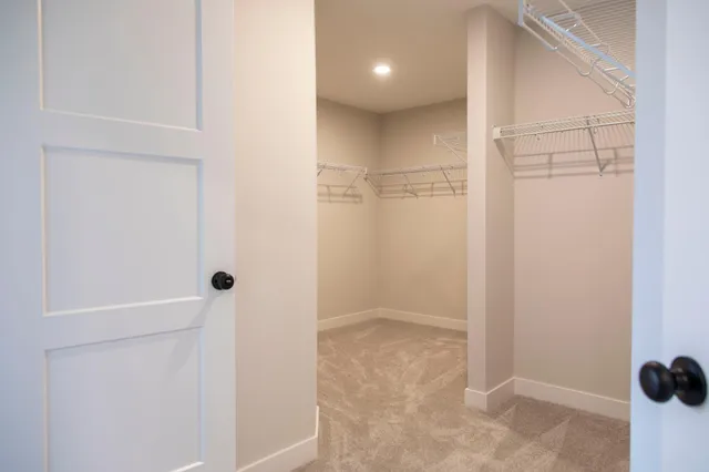 $899,000 | 5910 Freeland Court North, Hugo, MN 55038