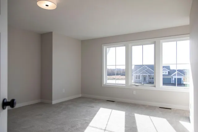 $899,000 | 5910 Freeland Court North, Hugo, MN 55038