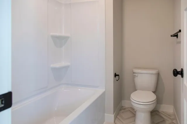 $899,000 | 5910 Freeland Court North, Hugo, MN 55038