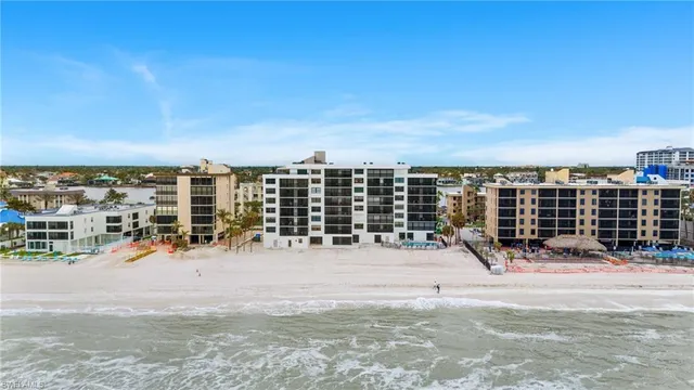 $16,000 | 9375 Gulf Shore Drive, Unit 401, Naples, FL 34108