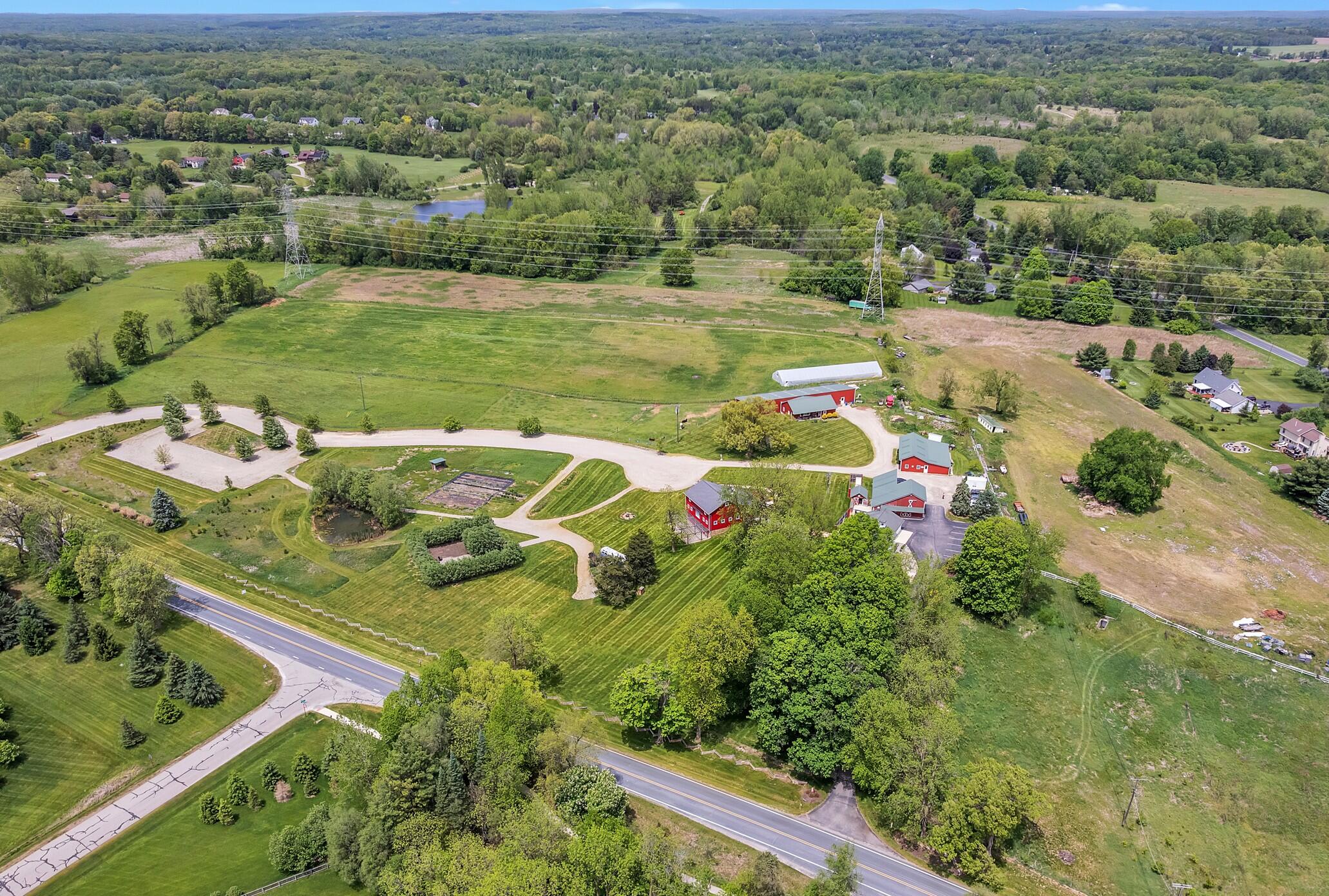8540 Island Lake Road Dexter, MI 48130 - Photo 2 of 82 129_island lake-129