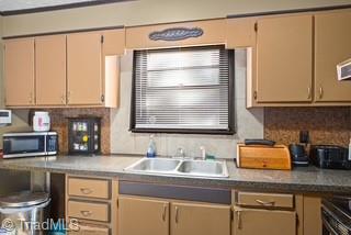 2109 Lowe Avenue High Point, NC 27260 - Photo 8 of 21 Kitchen