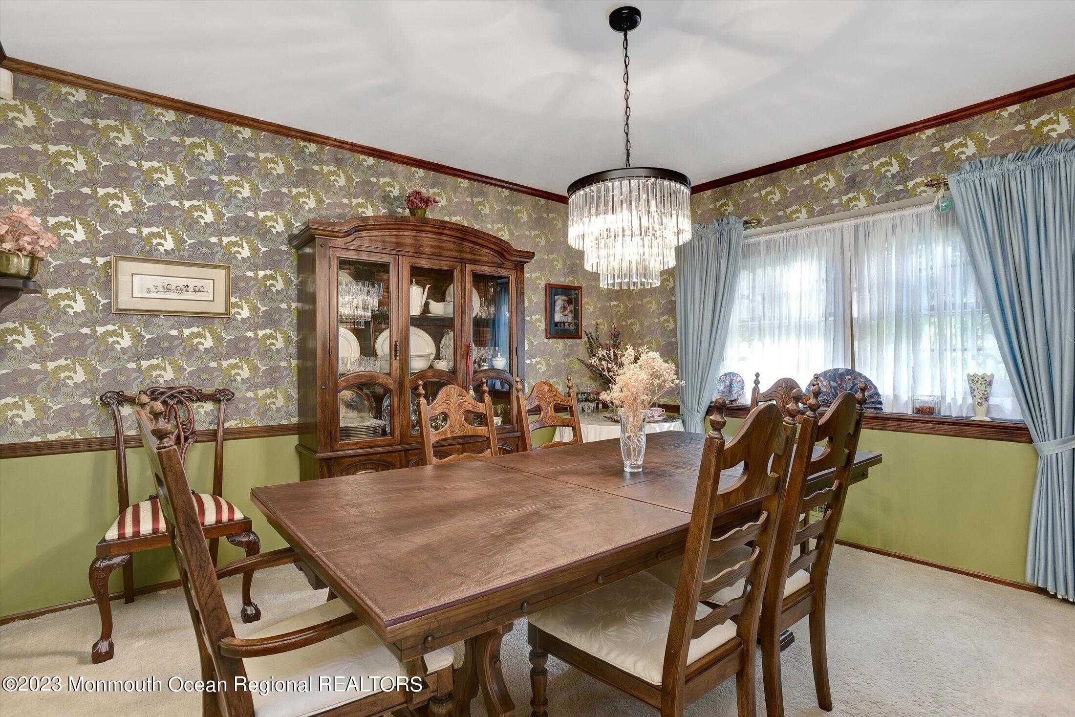 163 Marvin Road Middletown, NJ 07748 - Photo 14 of 39 13-Dining Room