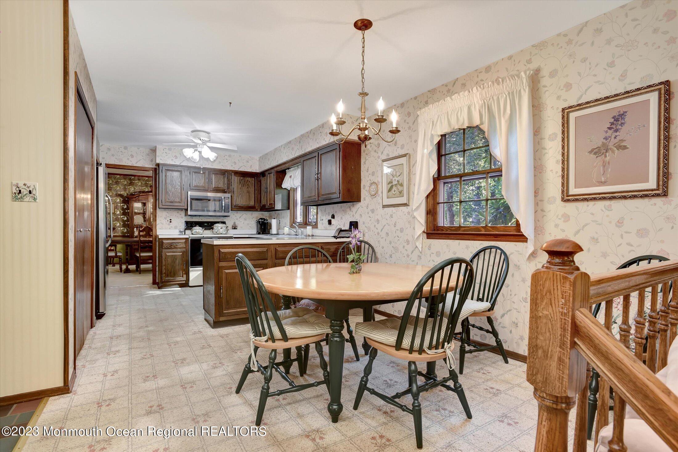 163 Marvin Road Middletown, NJ 07748 - Photo 20 of 39 19-Kitchen