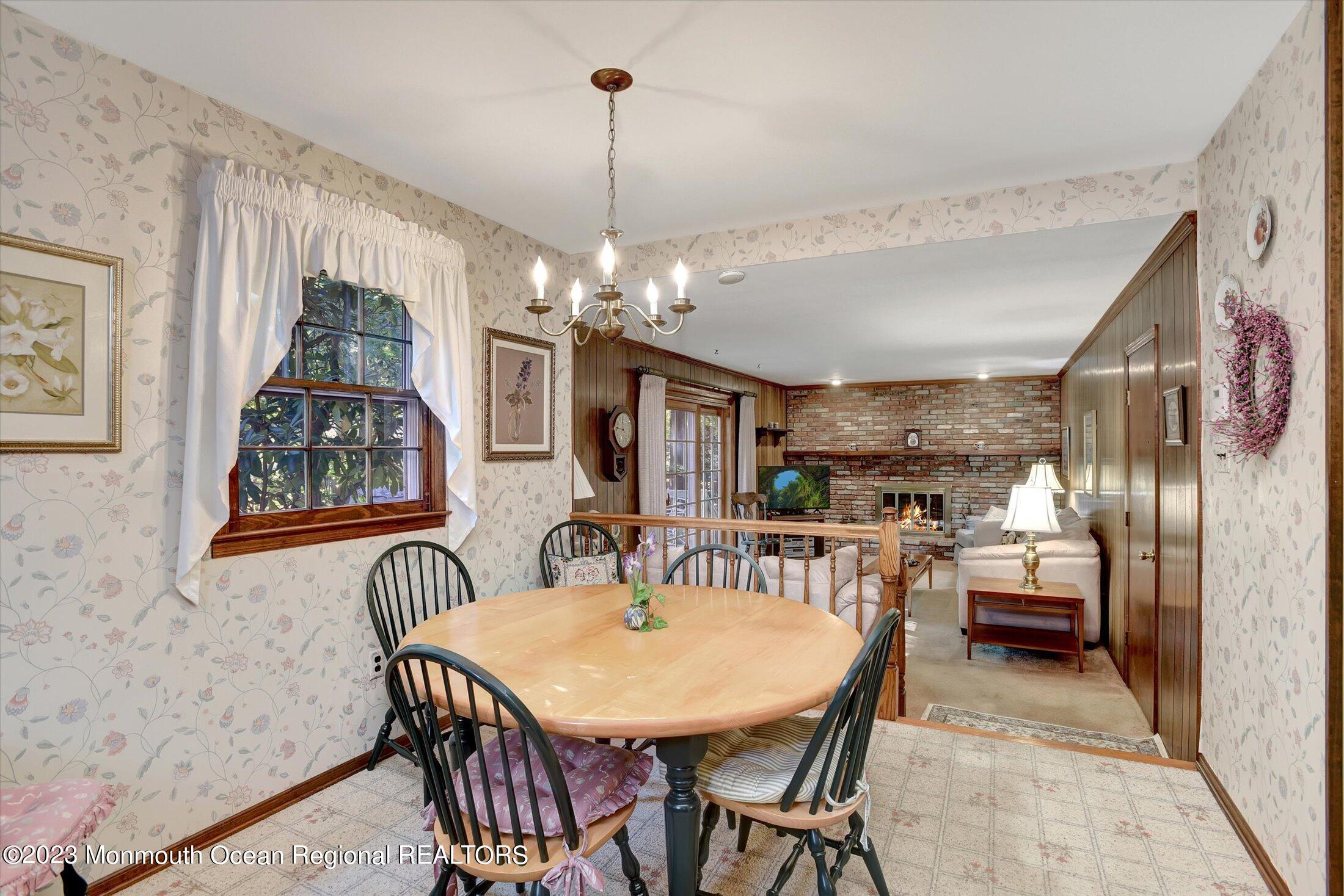 163 Marvin Road Middletown, NJ 07748 - Photo 21 of 39 20-Breakfast Area