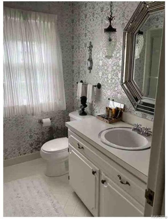 491 Colonial Road Grosse Pointe Woods, MI 48236 - Photo 24 of 38