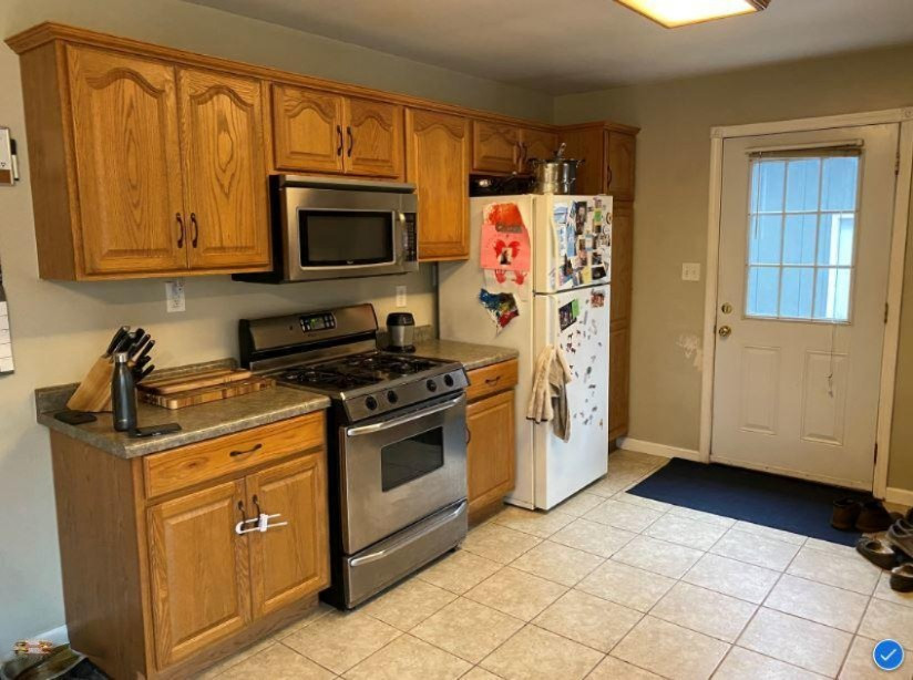 3662 Automobile Road Muskegon, MI 49445 - Photo 2 of 13 4