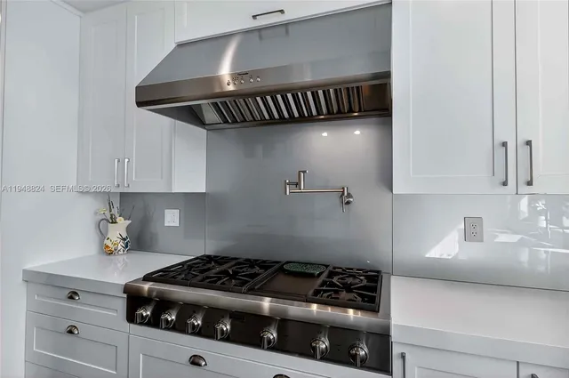 $4,995,000 | 1680 Onaway Drive, Coconut Grove, FL 33133