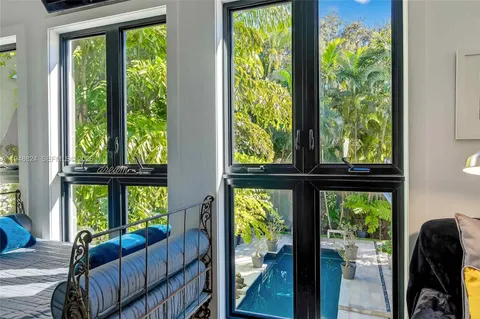 $4,475,000 | 1680 Onaway Drive, Coconut Grove, FL 33133