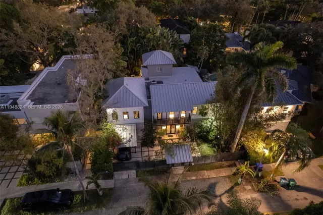 $4,995,000 | 1680 Onaway Drive, Coconut Grove, FL 33133