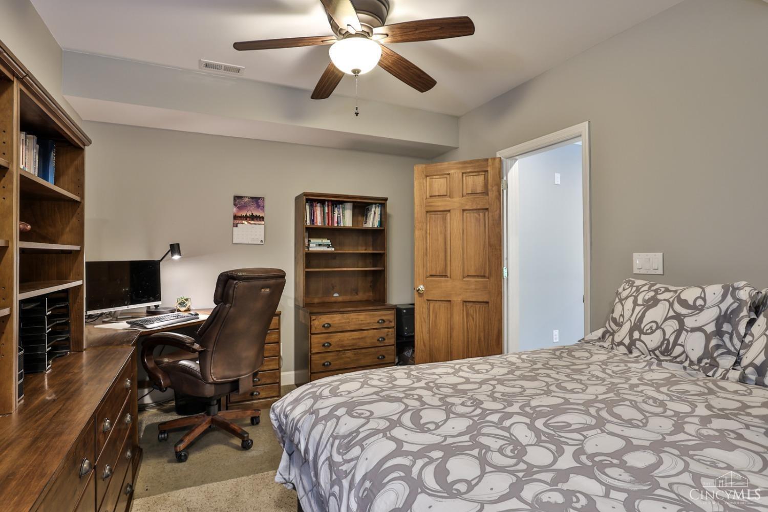 5911 Sheed Road Cincinnati, OH 45247 - Photo 30 of 64 Gallery Image 30