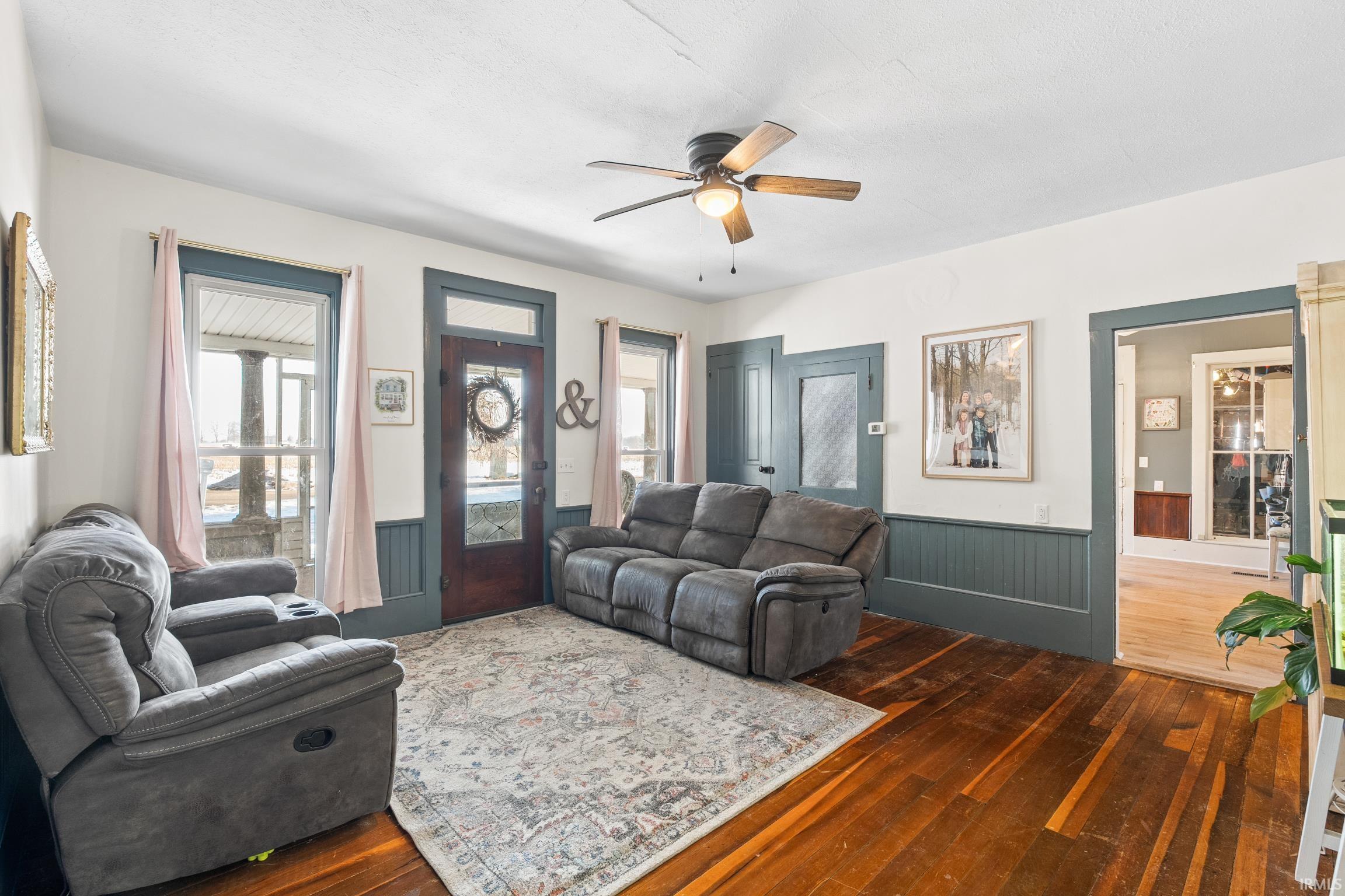 3281 East Wilcox Road Warsaw, IN 46580 - Photo 17 of 34 Gallery Image 17