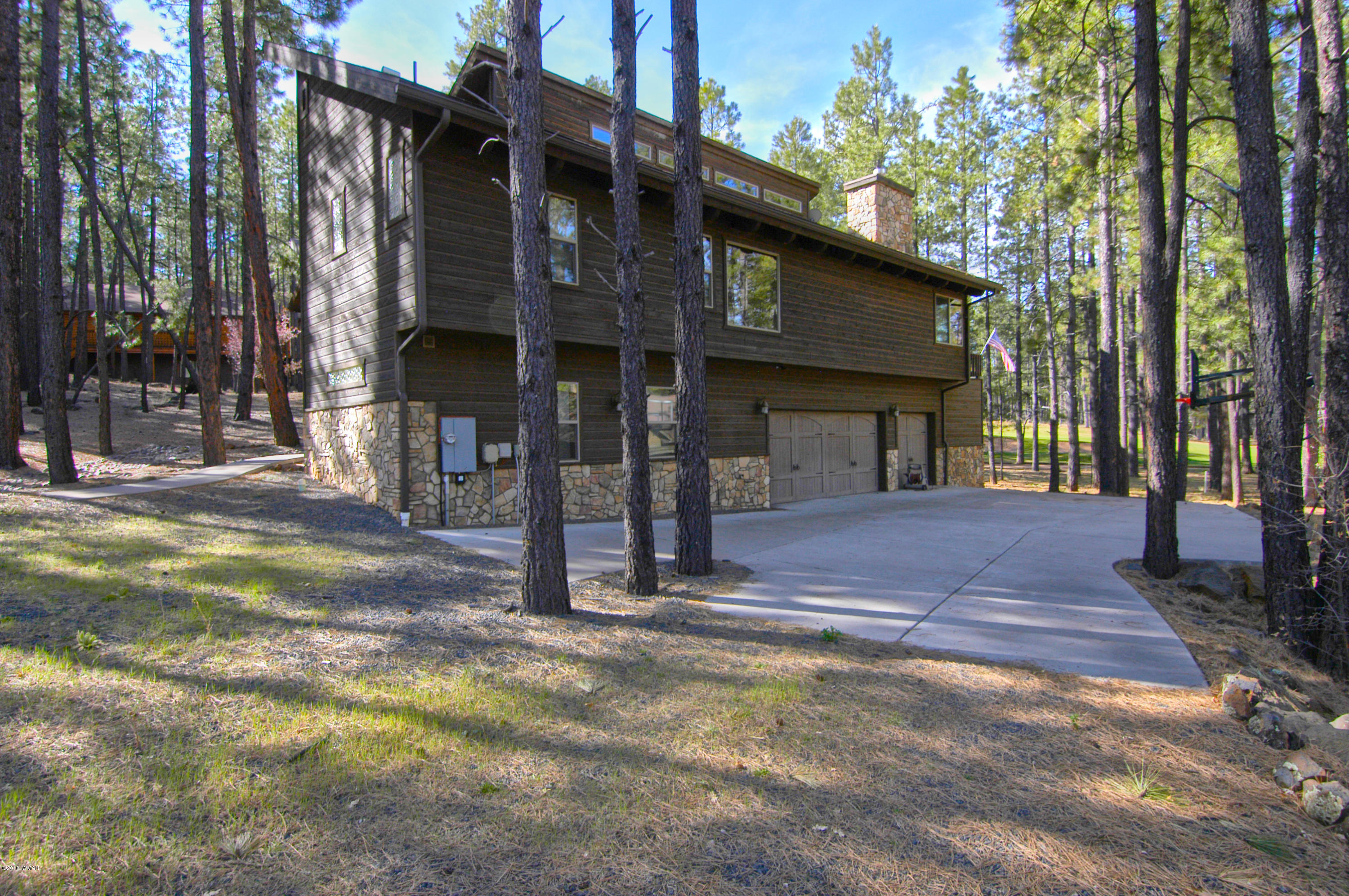 2883 Elk Road Pinetop, AZ 85935 - Photo 2 of 30 Gallery Image 2