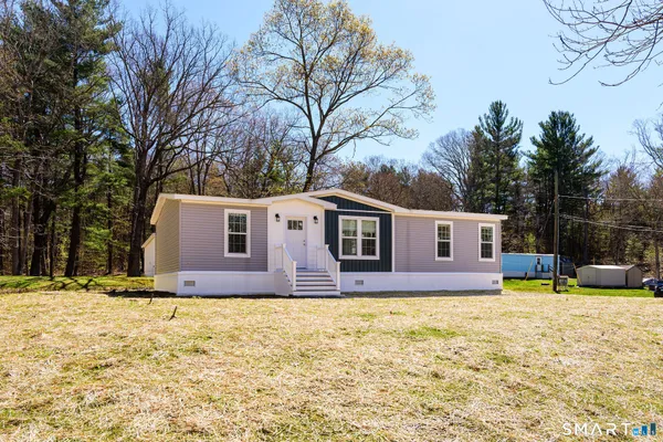 $199,900 | 23 Bailey Hill Village, Killingly, CT 06239