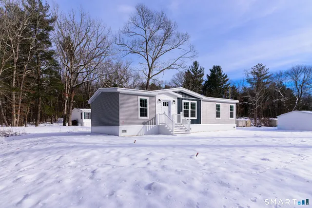 $229,900 | 23 Bailey Hill Village, Killingly, CT 06239