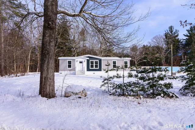 $229,900 | 23 Bailey Hill Village, Killingly, CT 06239