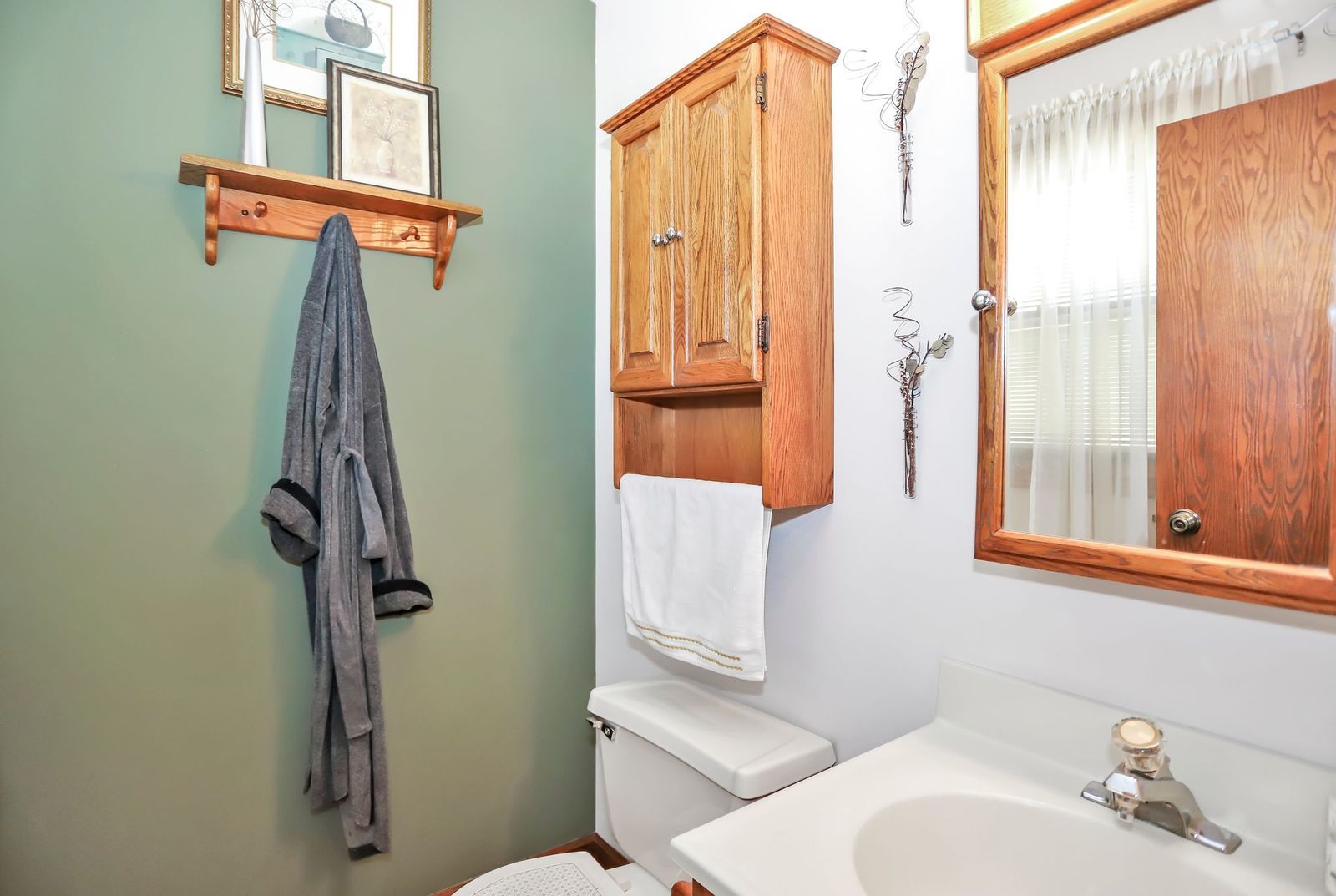 590 Frederick Lane Hoffman Estates, IL 60169 - Photo 21 of 30