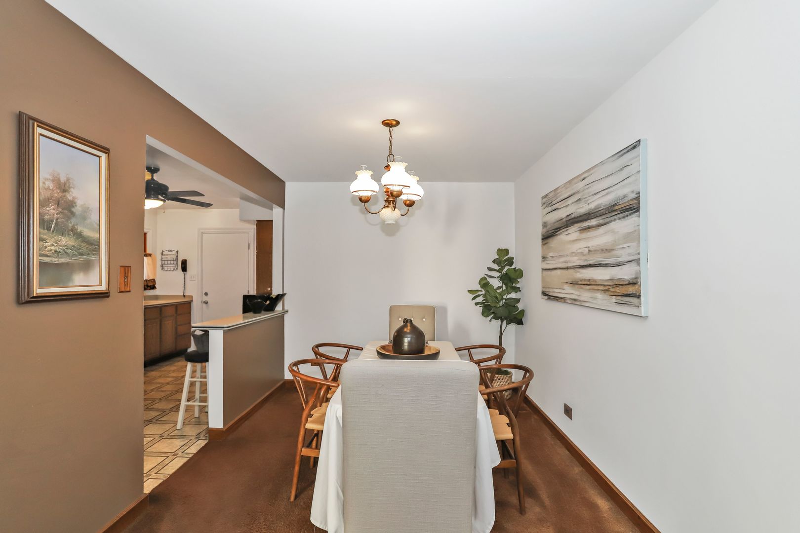 590 Frederick Lane Hoffman Estates, IL 60169 - Photo 10 of 30