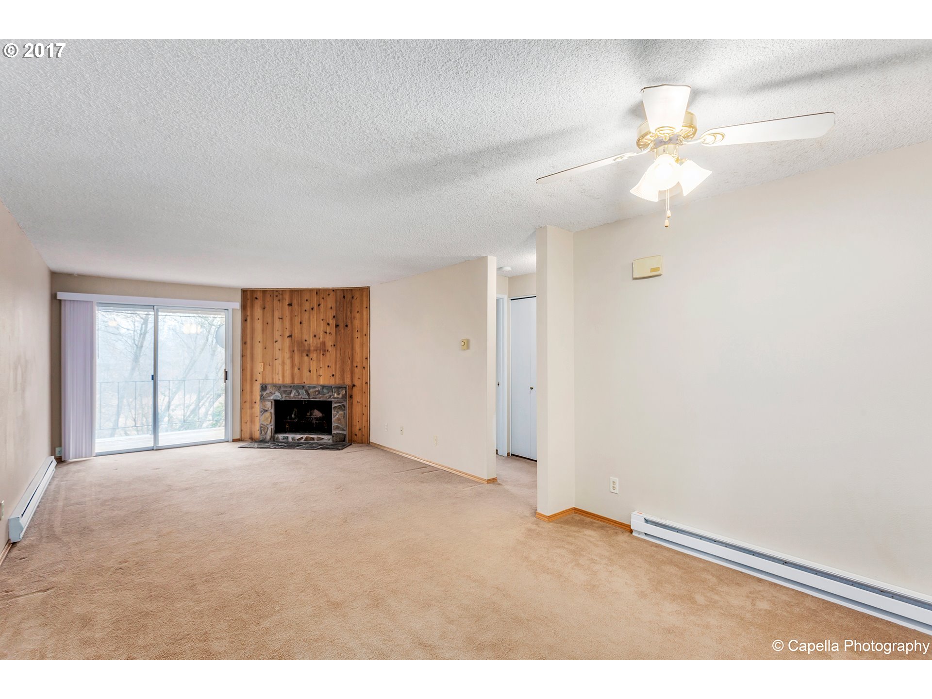 12614 Northwest Barnes Road, Unit 3 Portland, OR 97229 - Photo 3 of 24 Family Room
