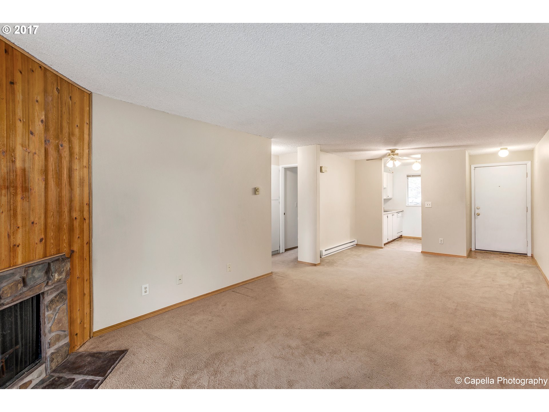 12614 Northwest Barnes Road, Unit 3 Portland, OR 97229 - Photo 4 of 24 Family Room