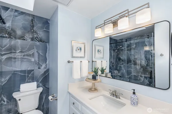 $989,000 | 8712 53rd Place West, Mukilteo, WA 98275