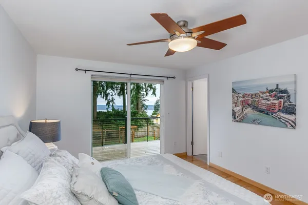 $989,000 | 8712 53rd Place West, Mukilteo, WA 98275