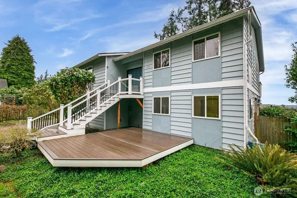 $989,000 | 8712 53rd Place West, Mukilteo, WA 98275