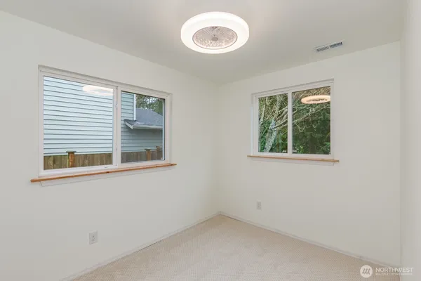 $989,000 | 8712 53rd Place West, Mukilteo, WA 98275