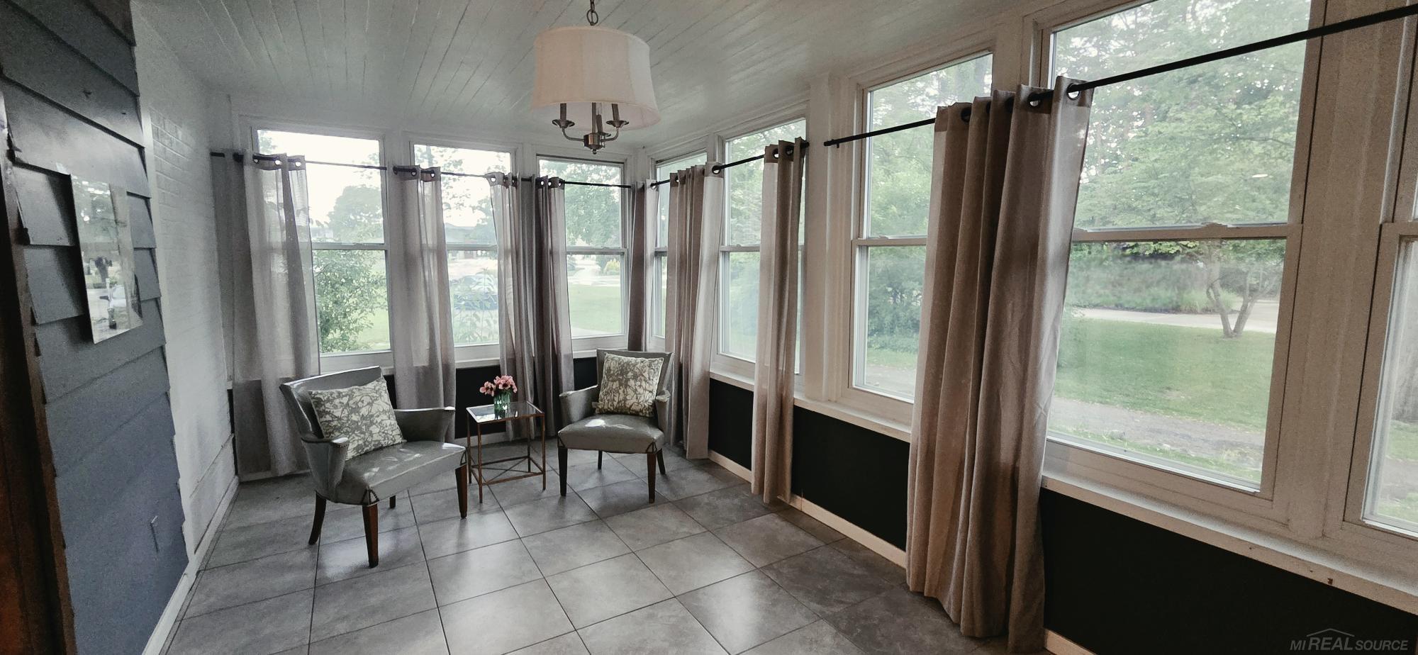 4579 Lakeshore Road Fort Gratiot, MI 48059 - Photo 10 of 29